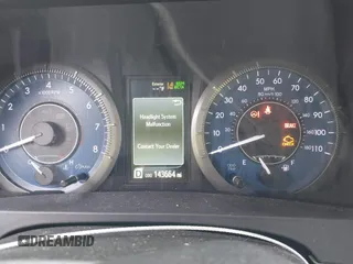 2018 Toyota Sienna XLE with VIN 5TDDZ3DC2JS191352, listed as a IAAI auction lot 41458248 with 143,664 mi miles. Bid and sale history available at carsss.com. Image 7.