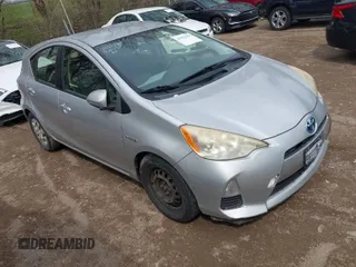 2012 Toyota Prius c One with VIN JTDKDTB33C1520956, listed as a IAAI auction lot 41952591 with 276,608 mi miles. Bid and sale history available at carsss.com. Image 1.