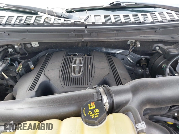 2020 Lincoln Navigator with VIN 5LMJJ2NTXLEL09782, listed as a IAAI auction lot 41639938 with 59,125 mi miles and . Bid and sale history available at DreamBid. Image 10.