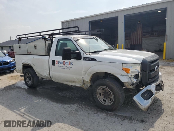 2016 Ford F-250 XL with VIN 1FTBF2A60GEA69256, listed as a Copart auction lot 60632905 with 353,190 mi miles and Salvage title. Bid and sale history available at DreamBid. Image 4.