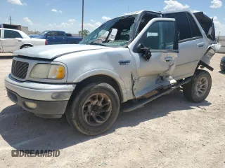 2000 Ford Expedition XLT with VIN 1FMRU15L6YLA47558, listed as a Copart auction lot 62499294 with 0 mi miles and Salvage Title. Bid and sale history available at carsss.com. Image 1.