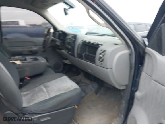 2008 Chevrolet Silverado 1500 Work Truck with VIN 1GCEC19X58Z302703, listed as a IAAI auction lot 41886312 with 181,339 mi miles. Bid and sale history available at carsss.com. Image 5.