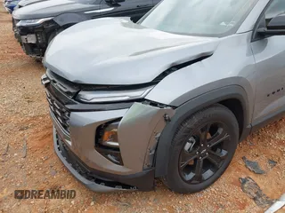 2025 Chevrolet Equinox FWD LT with VIN 3GNAXHEG5SL134200, listed as a IAAI auction lot 41946422 with 6,968 mi miles and . Bid and sale history available at DreamBid. Image 6.