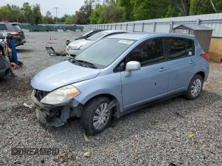 2011 Nissan Versa S с VIN 3N1BC1CP0BL439383, выставлен на аукционе Copart как лот 50328905 с пробегом 126 850 миль миль и Списание • Salvage title. История ставок и продаж доступна на DreamBid. Изображение 1.