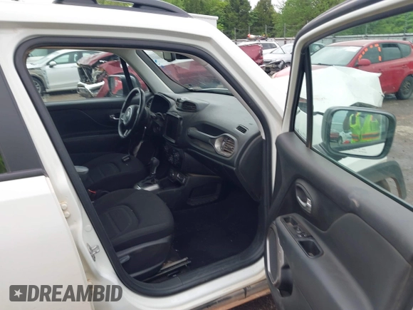 2022 Jeep Renegade Latitude with VIN ZACNJDB18NPN89443, listed as a IAAI auction lot 42161861 with 98,914 mi miles and . Bid and sale history available at DreamBid. Image 5.