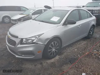 2015 Chevrolet Cruze LS with VIN 1G1PA5SH8F7225657, listed as a IAAI auction lot 41788086 with 118,307 mi miles. Bid and sale history available at carsss.com. Image 2.