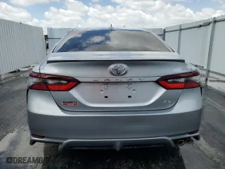 2024 Toyota Camry SE with VIN 4T1G11AK8RU885910, listed as a Copart auction lot 50992905 with 3,129 mi miles and Clean Title. Bid and sale history available at carsss.com. Image 6.