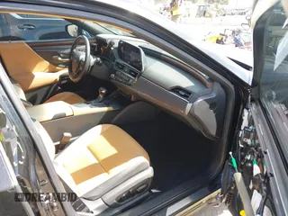 2022 Lexus ES 300h with VIN 58ADA1C18NU025337, listed as a IAAI auction lot 41755196 with 118,413 mi miles and . Bid and sale history available at DreamBid. Image 5.