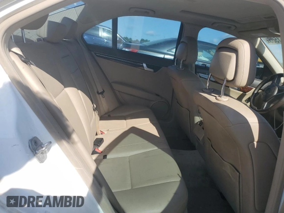2013 Mercedes-Benz C 250 Sport с VIN WDDGF4HB3DA772525, выставлен на аукционе Copart как лот 64951505 с пробегом 194 281 миль миль и Чистый • Clean title. История ставок и продаж доступна на DreamBid. Изображение 11.