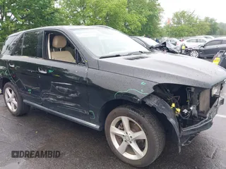 2016 Mercedes-Benz GLE 350 with VIN 4JGDA5HB2GA704220, listed as a IAAI auction lot 42444382 with 103,433 mi miles and . Bid and sale history available at DreamBid. Image 17.