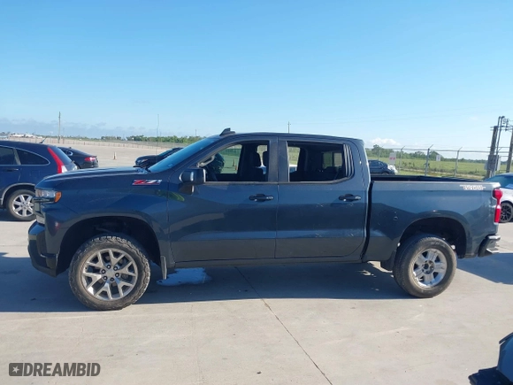 2019 Chevrolet Silverado 1500 LT Trail Boss with VIN 1GCPYFEDXKZ238586, listed as a IAAI auction lot 40383133 with 107,942 mi miles. Bid and sale history available at carsss.com. Image 14.