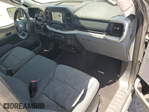 2021 Ford F-150 XL with VIN 1FTMF1C58MKE24095, listed as a Copart auction lot 57686455 with 60,583 mi miles and Salvage title. Bid and sale history available at DreamBid. Image 8.