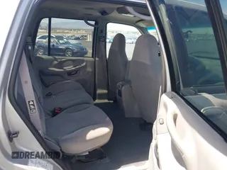 1999 Ford Expedition XLT z VIN 1FMPU18L8XLA69627, wystawiony jako IAAI lot #42847569 z przebiegiem Nie podano mil oraz . Historia ofert i sprzedaży dostępna na DreamBid. Obrazek 8.