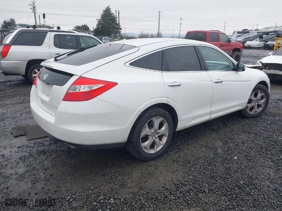 2011 Honda Accord Crosstour EX-L with VIN 5J6TF2H59BL006785, listed as a IAAI auction lot 41502304 with 140,043 mi miles. Bid and sale history available at carsss.com. Image 4.