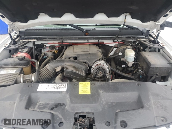 2008 GMC Sierra Denali z VIN 2GTEC638581195286, wystawiony jako Copart lot #51248935 z przebiegiem 216 464 mil mil oraz Szkody całkowita. Historia ofert i sprzedaży dostępna na DreamBid. Obrazek 12.