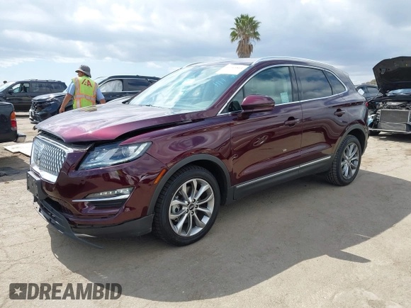 2019 Lincoln MKC Select with VIN 5LMCJ2C95KUL22363, listed as a IAAI auction lot 42245861 with 34,316 mi miles and . Bid and sale history available at DreamBid. Image 2.