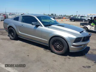 2008 Ford Mustang GT Deluxe with VIN 1ZVHT82H485168327, listed as a IAAI auction lot 42465727 with 115,187 mi miles and . Bid and sale history available at DreamBid. Image 1.
