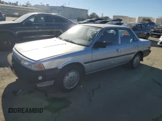 1988 Toyota Camry z VIN JT2SV24E5J3276324, wystawiony jako Copart lot #88117355 z przebiegiem 89 928 mil mil oraz Szkoda całkowita • Salvage title. Historia ofert i sprzedaży dostępna na DreamBid. Obrazek 1.