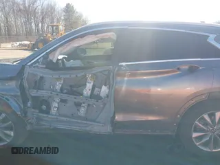 2020 Infiniti QX50 Essential с VIN 3PCAJ5M18LF113279, выставлен на аукционе IAAI как лот 41683001 с пробегом 41 047 миль миль и . История ставок и продаж доступна на DreamBid. Изображение 15.