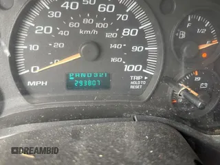 2003 GMC Savana Cargo Van with VIN 1GTHG35U431113170, listed as a Copart auction lot 82019294 with 293,807 mi miles and Clean Title. Bid and sale history available at carsss.com. Image 8.