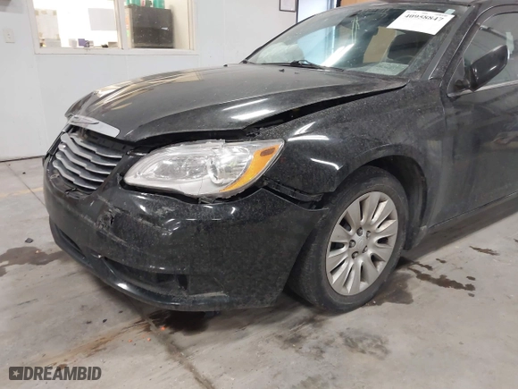 2014 Chrysler 200 LX with VIN 1C3CCBAB8EN205774, listed as a IAAI auction lot 40958847 with 156,077 mi miles. Bid and sale history available at carsss.com. Image 6.
