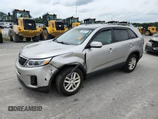 2014 Kia Sorento LX с VIN 5XYKT3A60EG537845, выставлен на аукционе Copart как лот 58804875 с пробегом 207 192 миль миль и Списание • Salvage title. История ставок и продаж доступна на DreamBid. Изображение 1.