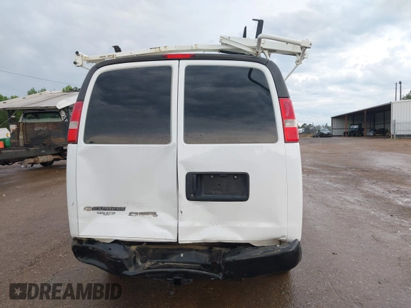 2017 Chevrolet Express Cargo with VIN 1GCWGAFF5H1246698, listed as a IAAI auction lot 42546142 with 186,229 mi miles and . Bid and sale history available at DreamBid. Image 17.