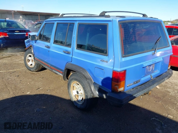 1996 Jeep Cherokee Sport with VIN 1J4FJ68S6TL171428, listed as a IAAI auction lot 40881632 with 323,289 mi miles. Bid and sale history available at carsss.com. Image 3.