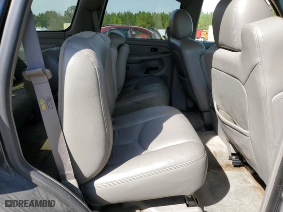 2005 Chevrolet Tahoe LT with VIN 1GNEC13T05J114811, listed as a Copart auction lot 49456635 with 186,578 mi miles and Salvage Title. Bid and sale history available at carsss.com. Image 10.
