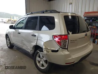 2012 Subaru Forester 2.5X with VIN JF2SHABC0CH461107, listed as a IAAI auction lot 42000513 with 70,598 mi miles. Bid and sale history available at carsss.com. Image 3.