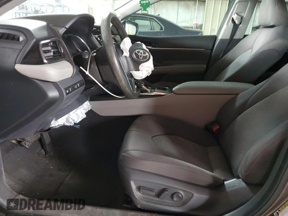 2019 Toyota Camry LE with VIN 4T1B11HK3KU290548, listed as a Copart auction lot 48233685 with 105,700 mi miles and Salvage Title. Bid and sale history available at carsss.com. Image 7.