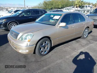2001 Lexus LS 430 with VIN JTHBN30F110040314, listed as a IAAI auction lot 41292034 with Not Provided miles. Bid and sale history available at carsss.com. Image 2.