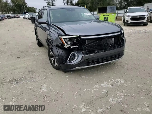 2024 Volkswagen Atlas SE z VIN 1V2LR2CA7RC566105, wystawiony jako Copart lot #42130995 z przebiegiem 7 794 mil mil oraz Nie do naprawy • Non repairable. Historia ofert i sprzedaży dostępna na DreamBid. Obrazek 14.