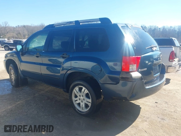 2004 Mitsubishi Endeavor LS with VIN 4A4MM21S54E024328, listed as a IAAI auction lot 41623681 with 300,550 mi miles. Bid and sale history available at carsss.com. Image 3.