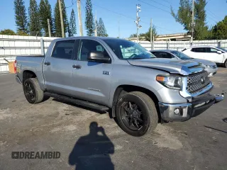 2020 Toyota Tundra 2WD SR5 with VIN 5TFEY5F18LX269340, listed as a Copart auction lot 82485614 with 67,218 mi miles and Salvage Title. Bid and sale history available at carsss.com. Image 4.