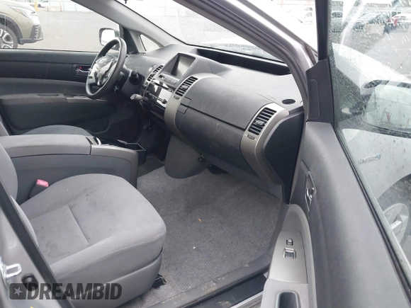 2009 Toyota Prius with VIN JTDKB20U297839170, listed as a IAAI auction lot 41831779 with 174,253 mi miles. Bid and sale history available at carsss.com. Image 5.