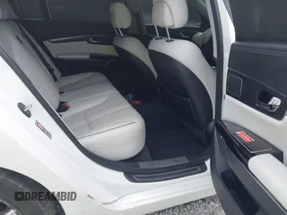 2015 Kia K900 Luxury with VIN KNALW4D44F6018536, listed as a IAAI auction lot 41795388 with 83,188 mi miles. Bid and sale history available at carsss.com. Image 8.