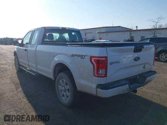 2016 Ford F-150 XLT with VIN 1FTEX1EFXGKF43665, listed as a IAAI auction lot 41972939 with 114,589 mi miles and . Bid and sale history available at carsss.com. Image 3.