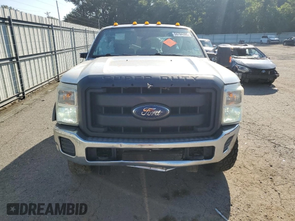 2014 Ford F-250 XL z VIN 1FT7X2B64EEA68416, wystawiony jako Copart lot #59784395 z przebiegiem 219 079 mil mil oraz Szkoda całkowita • Salvage title. Historia ofert i sprzedaży dostępna na DreamBid. Obrazek 5.