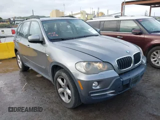 2007 BMW X5 3.0si with VIN 5UXFE43517LY81728, listed as a IAAI auction lot 41787988 with 82,999 mi miles. Bid and sale history available at carsss.com. Image 1.