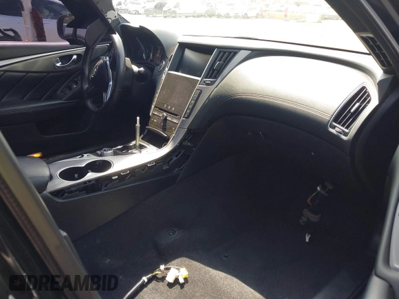 2020 Infiniti Q50 Luxe z VIN JN1EV7AP3LM203377, wystawiony jako IAAI lot #42117656 z przebiegiem 50 782 mil mil oraz . Historia ofert i sprzedaży dostępna na DreamBid. Obrazek 5.