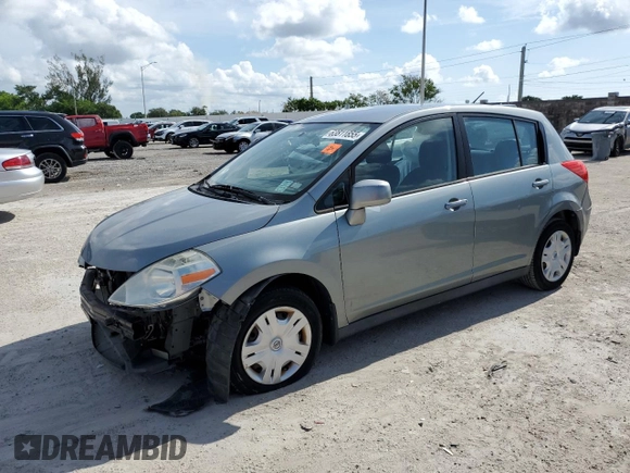 2010 Nissan Versa S с VIN 3N1BC1CP4AL377422, выставлен на аукционе Copart как лот 63811855 с пробегом Не указан миль и Чистый • Clean title. История ставок и продаж доступна на DreamBid. Изображение 1.
