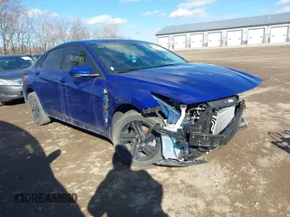 2023 Hyundai Elantra SEL z VIN KMHLM4AG3PU593422, wystawiony jako IAAI lot #41742184 z przebiegiem 17 631 mil mil oraz . Historia ofert i sprzedaży dostępna na DreamBid. Obrazek 1.