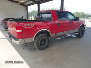 2006 Ford F-150 XLT z VIN 1FTPW14576KB01736, wystawiony jako IAAI lot #42593793 z przebiegiem 292 474 mil mil oraz . Historia ofert i sprzedaży dostępna na DreamBid. Obrazek 4.