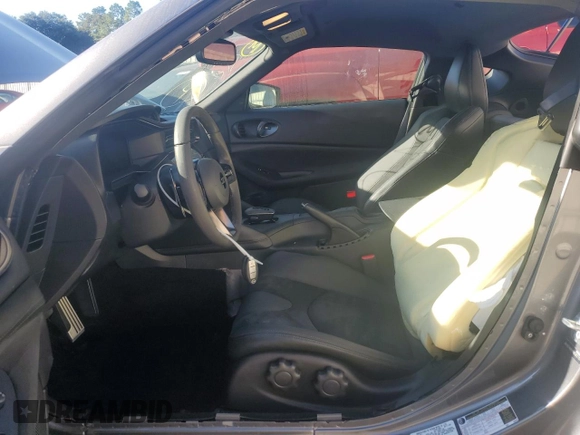 2024 Nissan Z Performance z VIN JN1BZ4BH4RM362107, wystawiony jako Copart lot #66801104 z przebiegiem 18 863 mil mil oraz Szkoda całkowita • Salvage title. Historia ofert i sprzedaży dostępna na DreamBid. Obrazek 7.