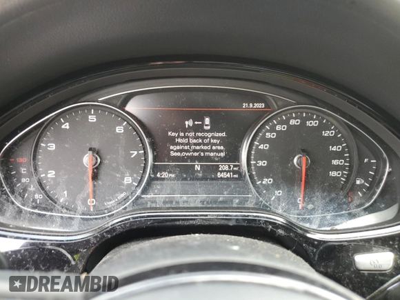 2015 Audi A8 4.0T with VIN WAUJ2AFD5FN013267, listed as a Copart auction lot 39065654 with 64,541 mi miles and . Bid and sale history available at DreamBid. Image 9.
