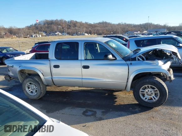 2004 Dodge Dakota Sport with VIN 1D7HG38K34S561735, listed as a IAAI auction lot 41409622 with Not Provided miles. Bid and sale history available at carsss.com. Image 13.