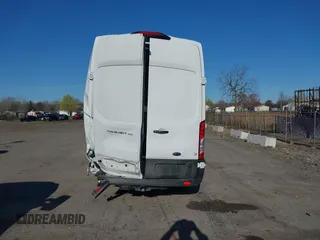 2024 Ford Transit Cargo z VIN 1FTBW3X89RKB49268, wystawiony jako IAAI lot #42081360 z przebiegiem 7 290 mil mil oraz . Historia ofert i sprzedaży dostępna na DreamBid. Obrazek 16.