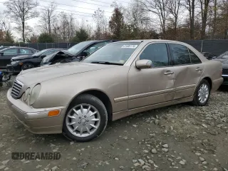 2001 Mercedes-Benz E-Class AWD with VIN WDBJF82J31X054634, listed as a Copart auction lot 81686174 with 139,746 mi miles and Salvage Title. Bid and sale history available at carsss.com. Image 1.