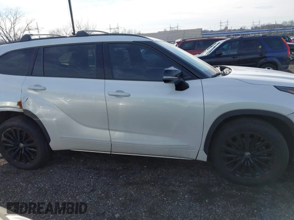 2023 Toyota Highlander L with VIN 5TDKDRBH7PS001917, listed as a IAAI auction lot 41619652 with 70,287 mi miles and . Bid and sale history available at DreamBid. Image 13.